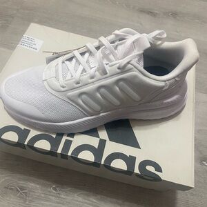 White addidas shoes running